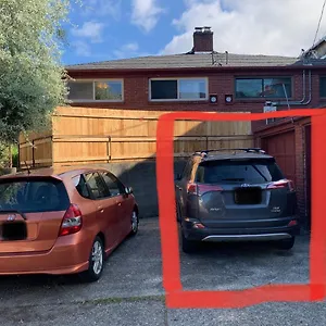 Location In Charming Downtown Ballard! Rare Find! Holiday home